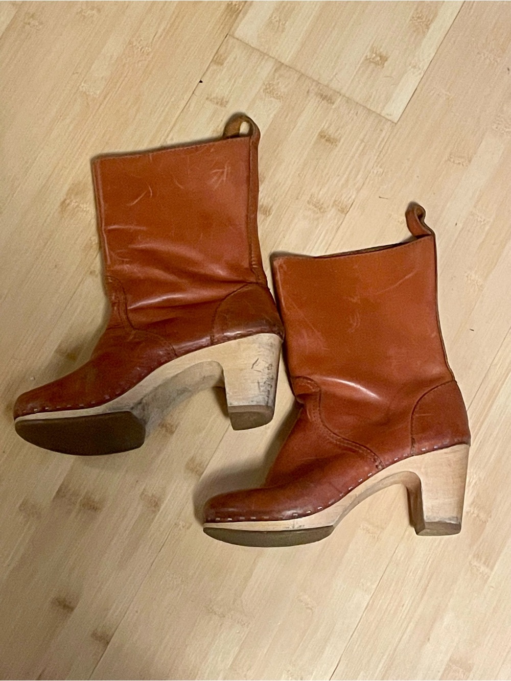 Hasbeens Women's Mid-Calf Leather Clog Boots in Cognac sz 9